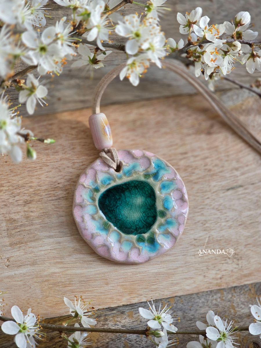 WISIOR CERAMICZNY PERSKIE OKO